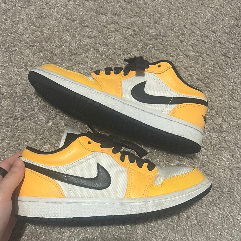 Nike Yellow and Black Low-Top Sneakers